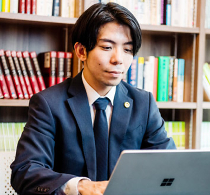 弁護士 翁長大旗